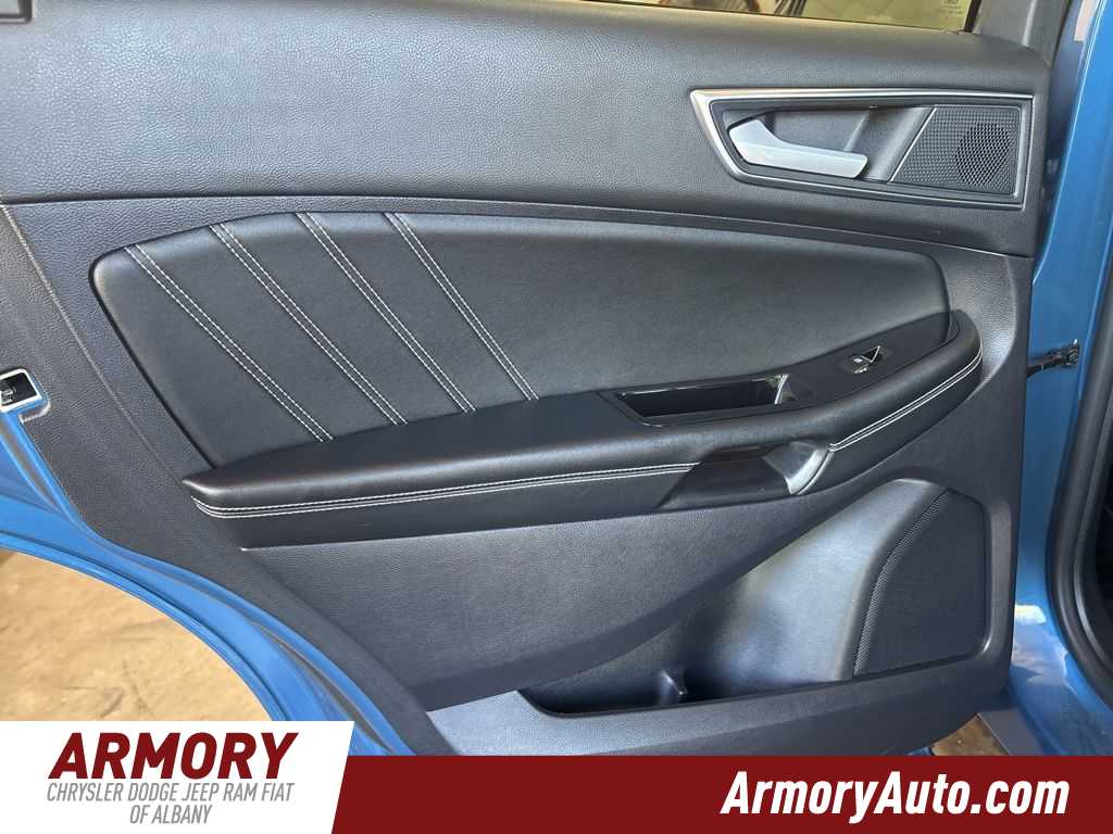 Thumbnail: 2020 Ford Edge - 24