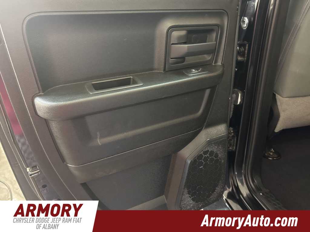 Thumbnail: 2019 RAM 1500 Classic - 22