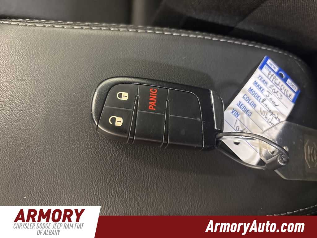 Thumbnail: 2023 Jeep Renegade - 19