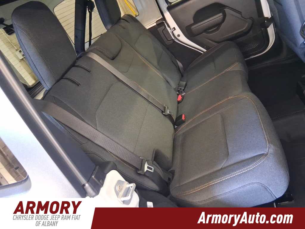 Thumbnail: 2025 Jeep Wrangler - 31