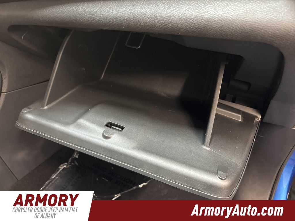 Thumbnail: 2022 Nissan Kicks - 36