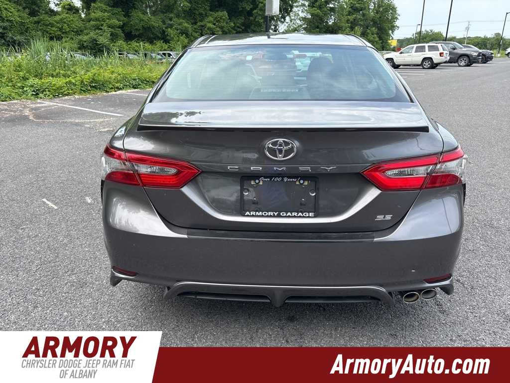 2018 Toyota Camry SE 5