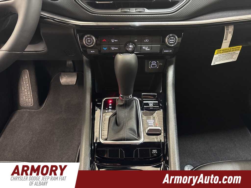 Thumbnail: 2026 Jeep Compass - 17