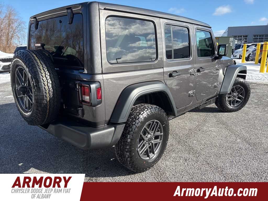 Thumbnail: 2026 Jeep Wrangler - 4