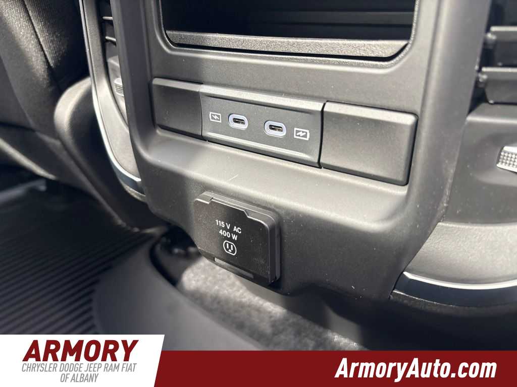 Thumbnail: 2026 RAM 1500 - 33