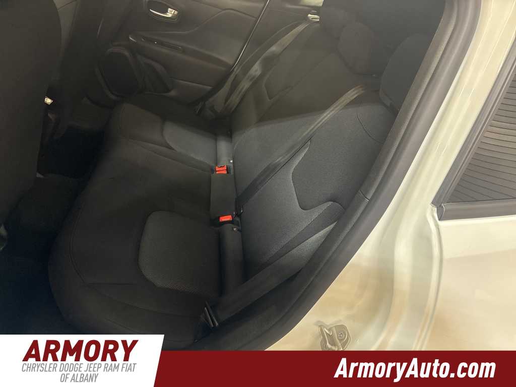 Thumbnail: 2023 Jeep Renegade - 24