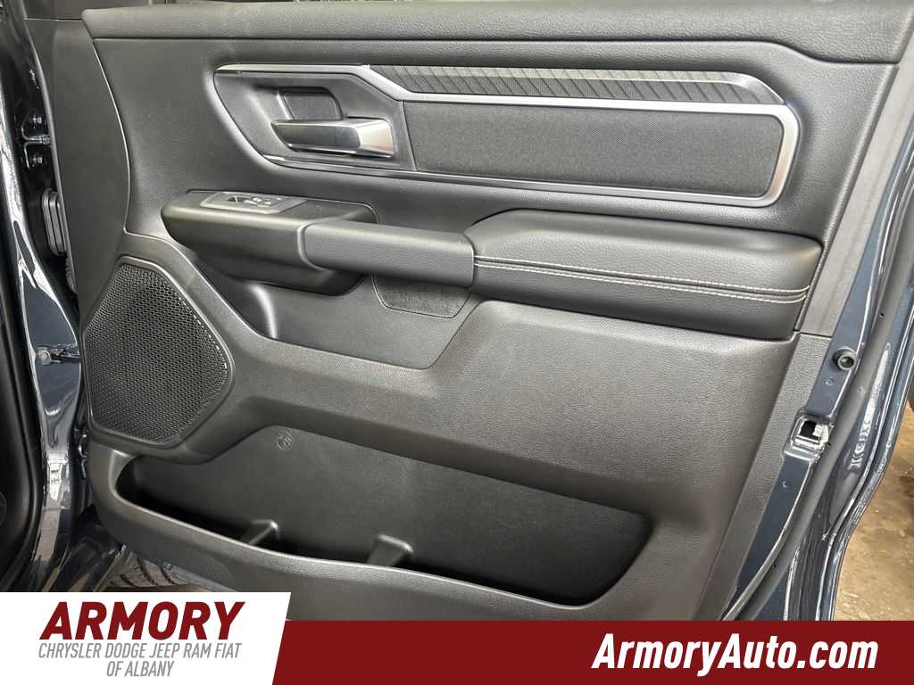 Thumbnail: 2026 RAM 1500 - 36