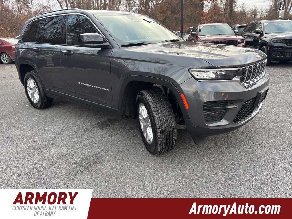 Thumbnail: 2025 Jeep Grand Cherokee - 3