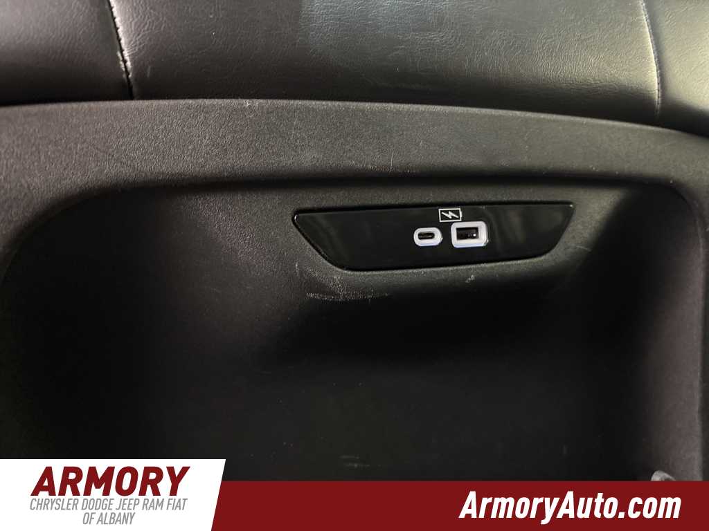 Thumbnail: 2023 Chrysler Pacifica - 29