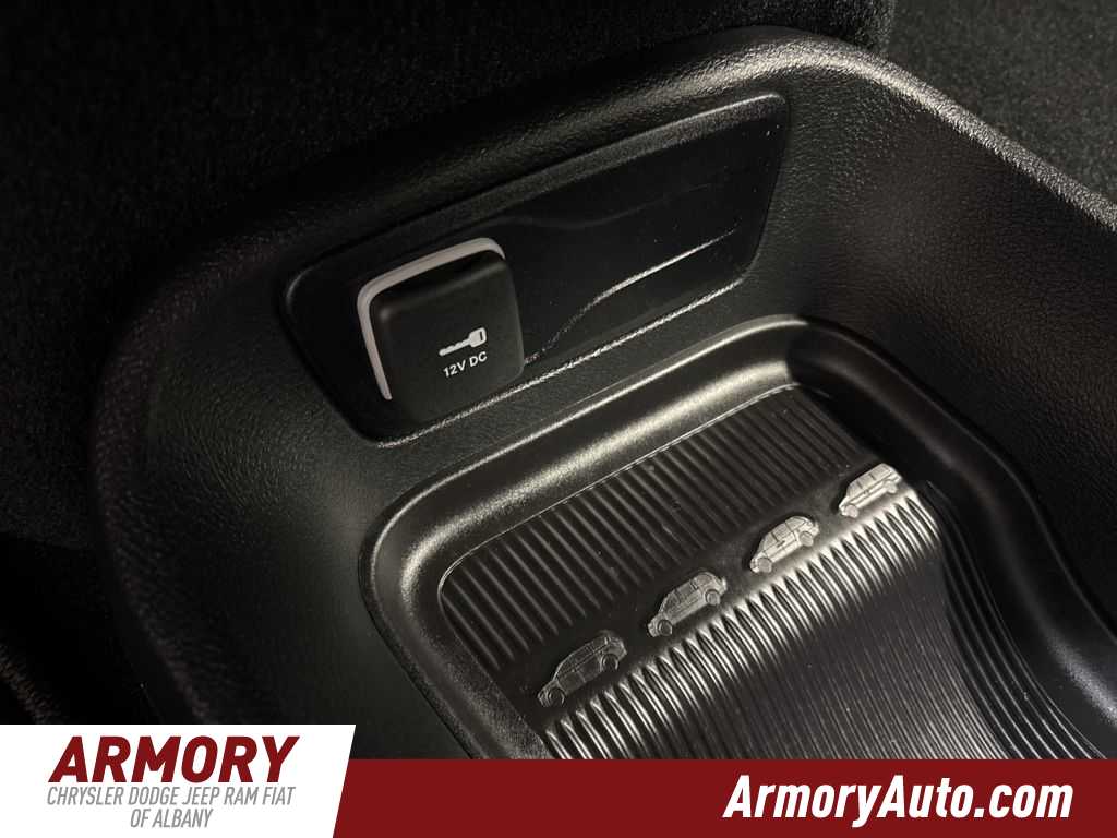 Thumbnail: 2026 Chrysler Pacifica - 23