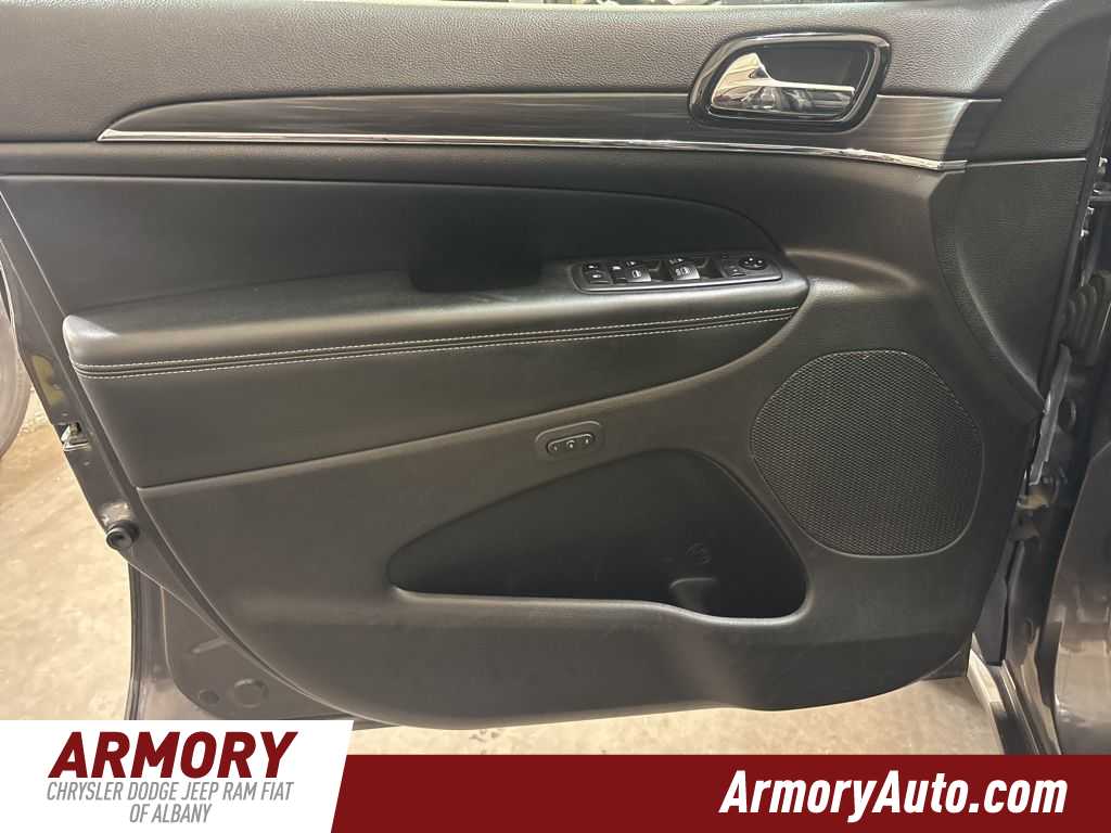 Thumbnail: 2021 Jeep Grand Cherokee - 7