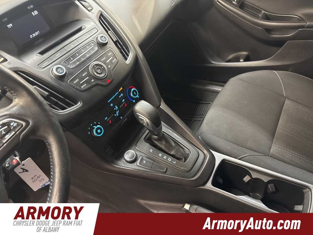 Thumbnail: 2017 Ford Focus - 15