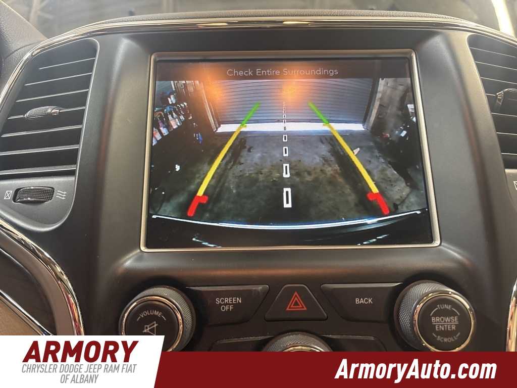 Thumbnail: 2016 Jeep Grand Cherokee - 18