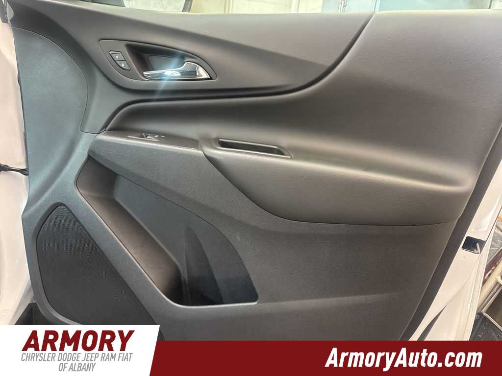 Thumbnail: 2023 Chevrolet Equinox - 35