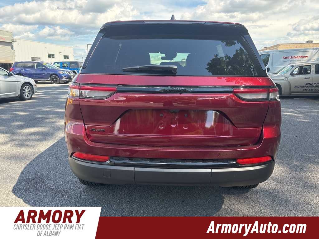 Thumbnail: 2025 Jeep Grand Cherokee - 5