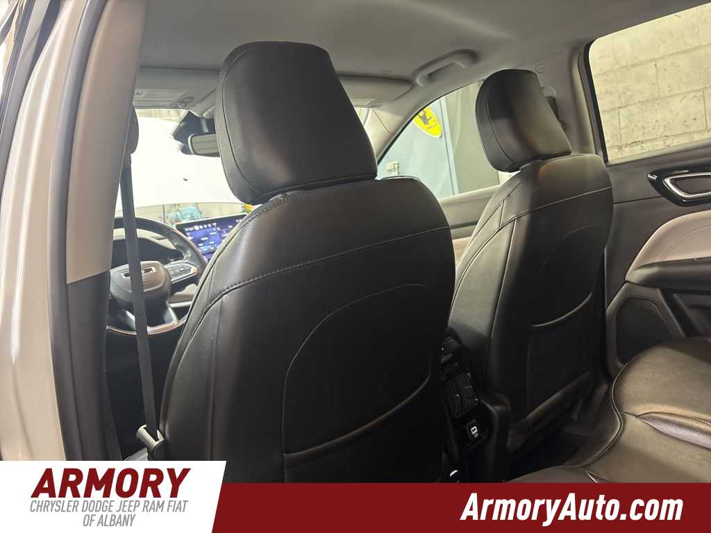 Thumbnail: 2022 Jeep Compass - 26