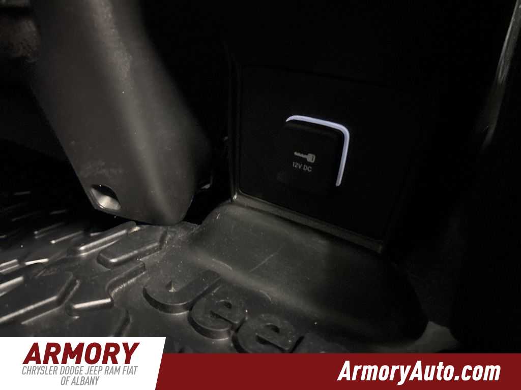 Thumbnail: 2022 Jeep Compass - 35