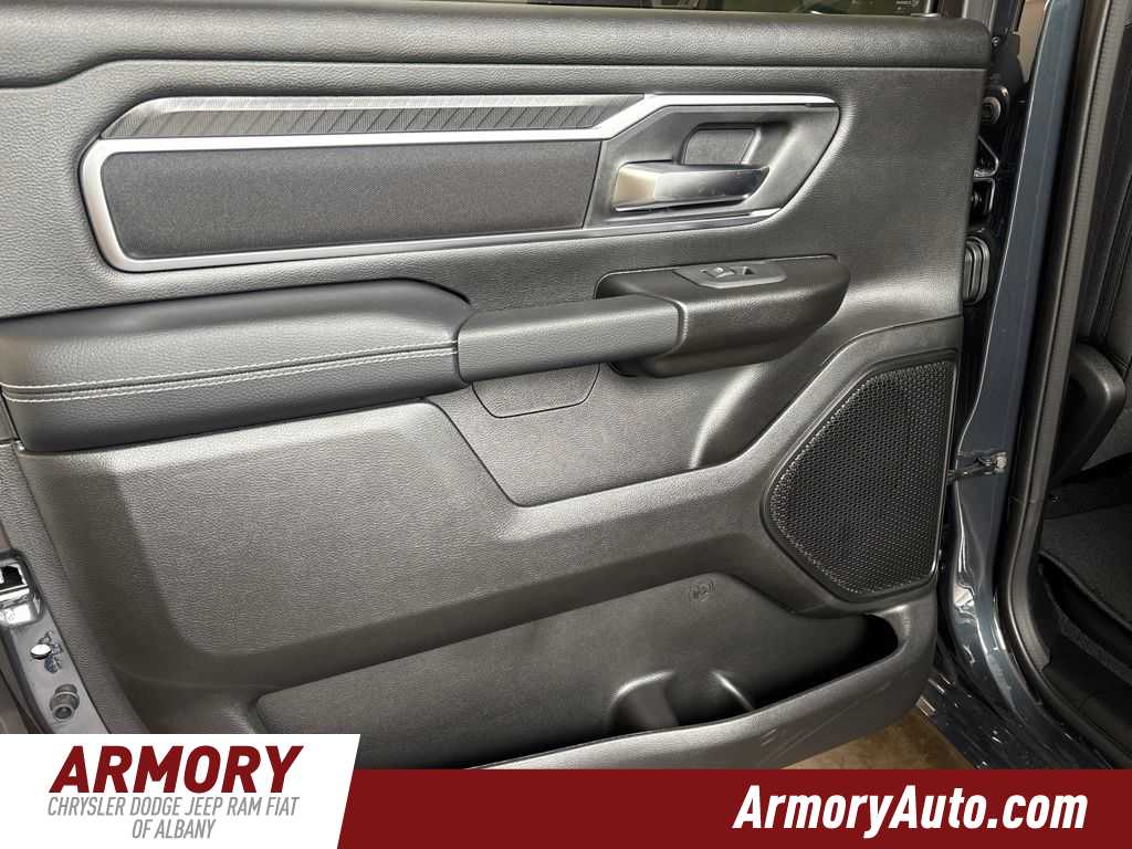 Thumbnail: 2026 RAM 1500 - 26