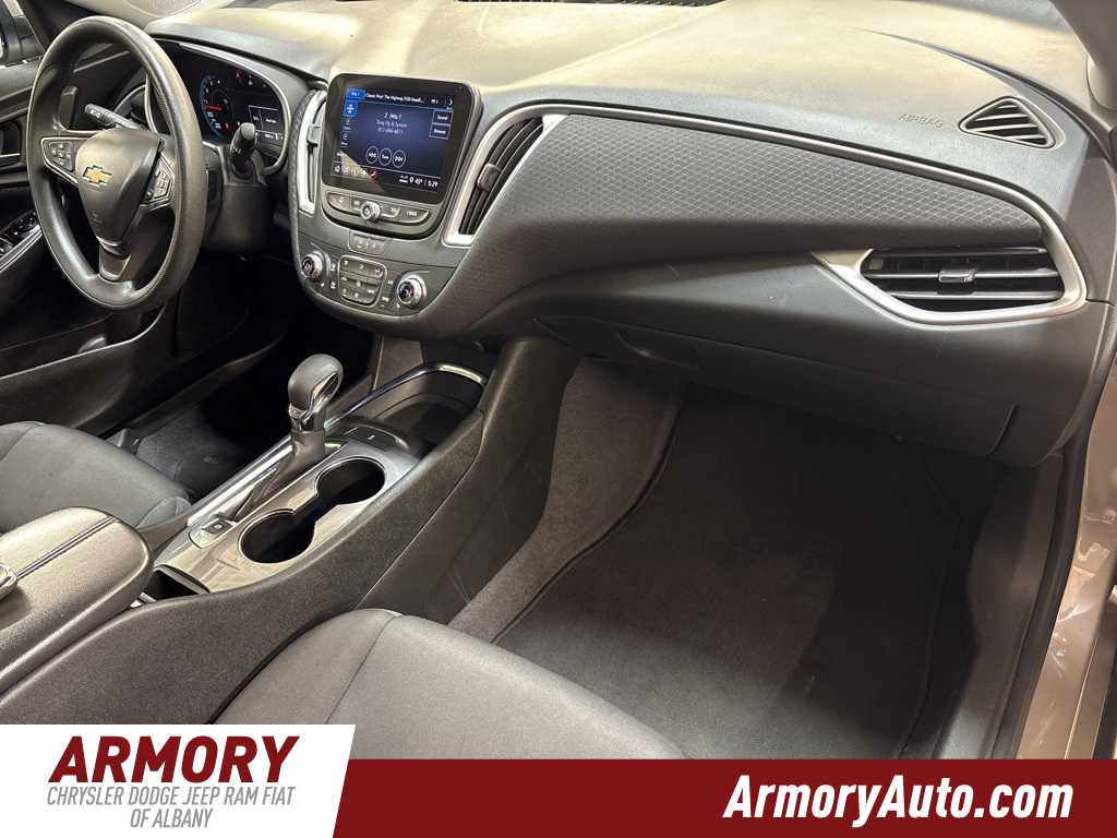 Thumbnail: 2023 Chevrolet Malibu - 39