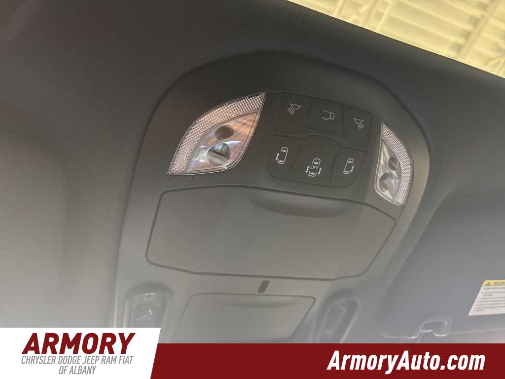 Thumbnail: 2026 Chrysler Pacifica - 25