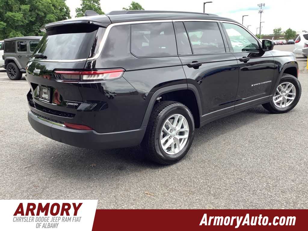 Thumbnail: 2026 Jeep Grand Cherokee L - 4