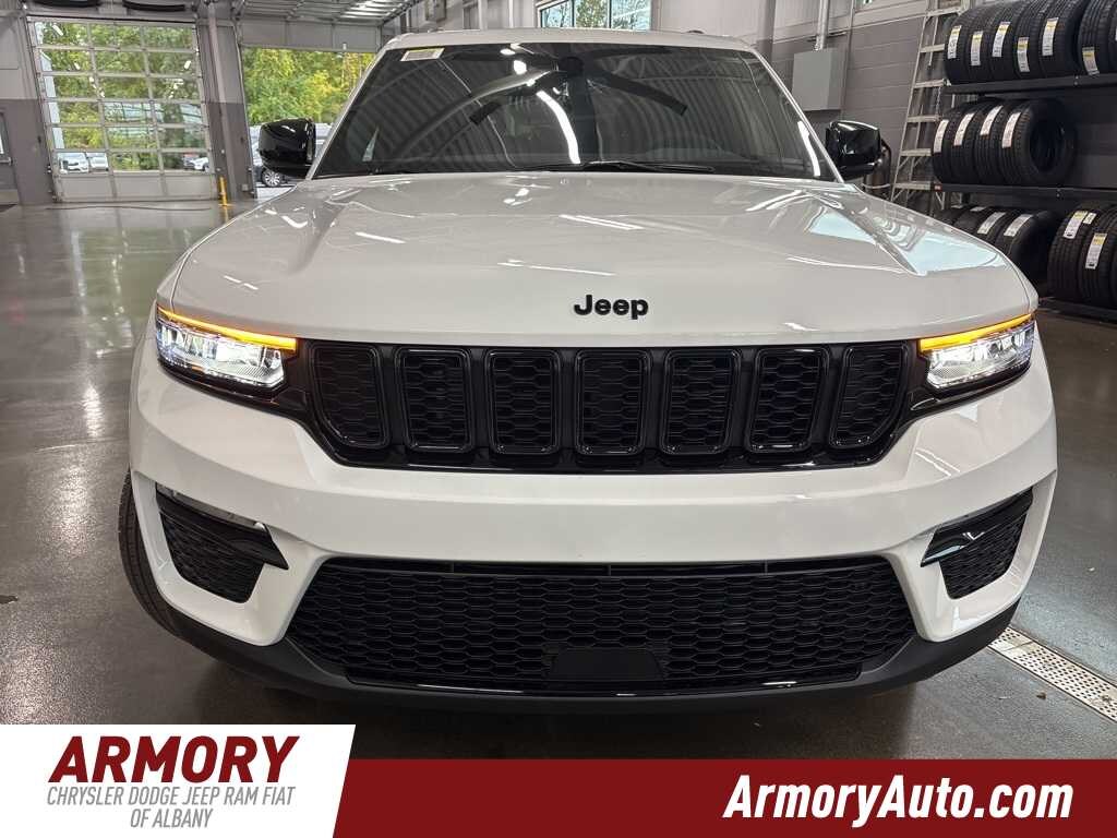 New 2025 Jeep Grand Cherokee Limited SUV