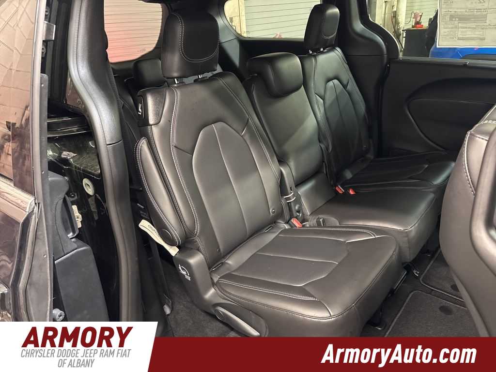 Thumbnail: 2026 Chrysler Pacifica - 36