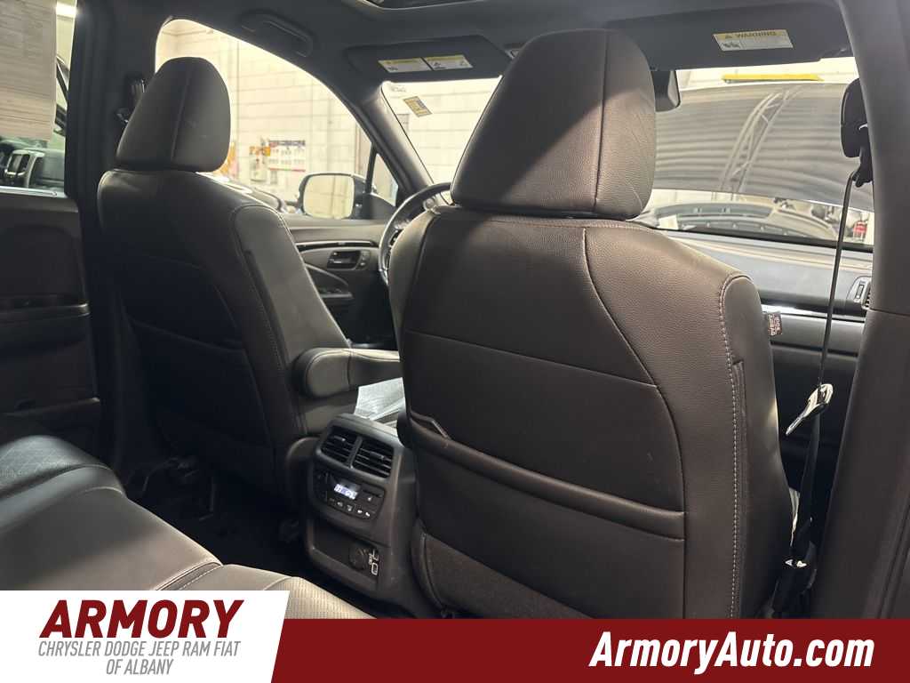 Thumbnail: 2023 Honda Passport - 39