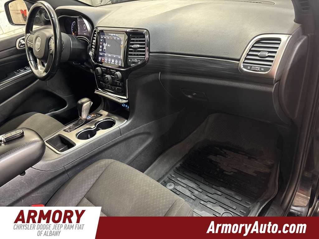 Thumbnail: 2020 Jeep Grand Cherokee - 38