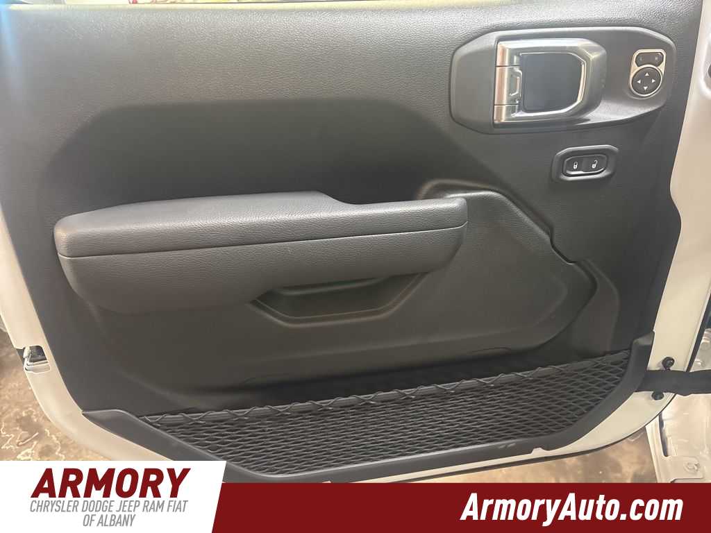 Thumbnail: 2026 Jeep Wrangler - 7