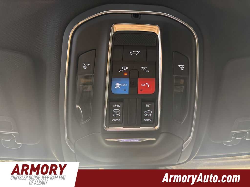 Thumbnail: 2026 Jeep Grand Cherokee - 23