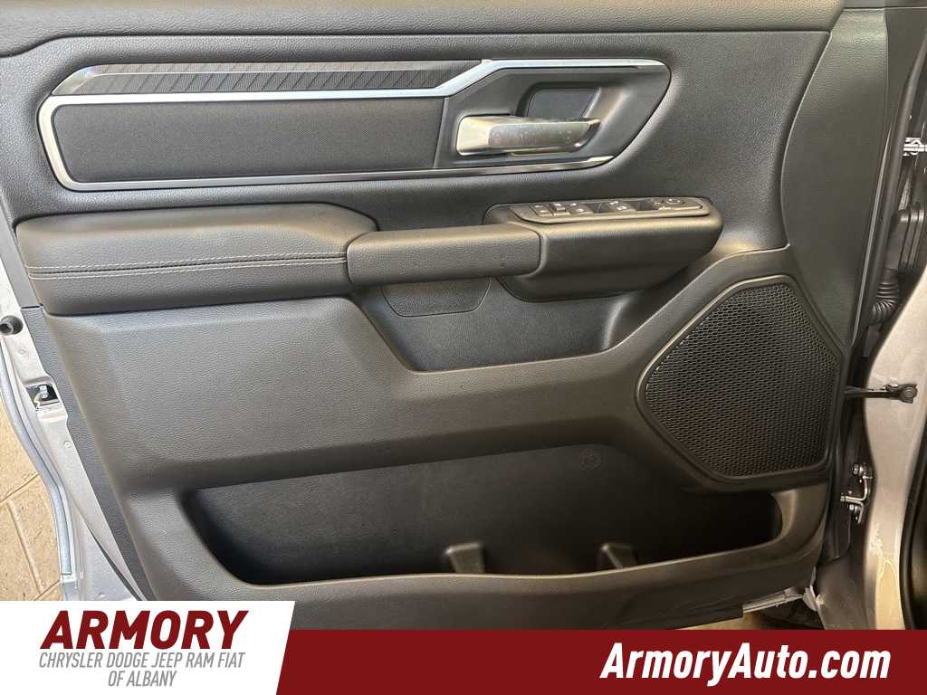 Thumbnail: 2026 RAM 1500 - 7