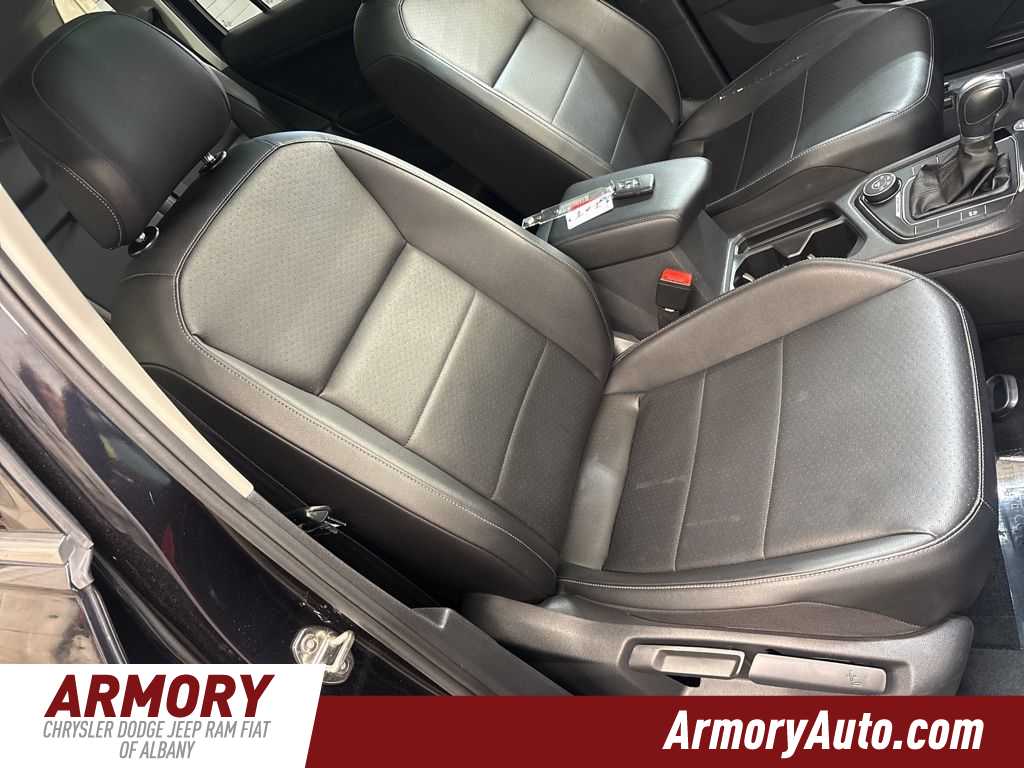 Thumbnail: 2018 Volkswagen Tiguan - 42