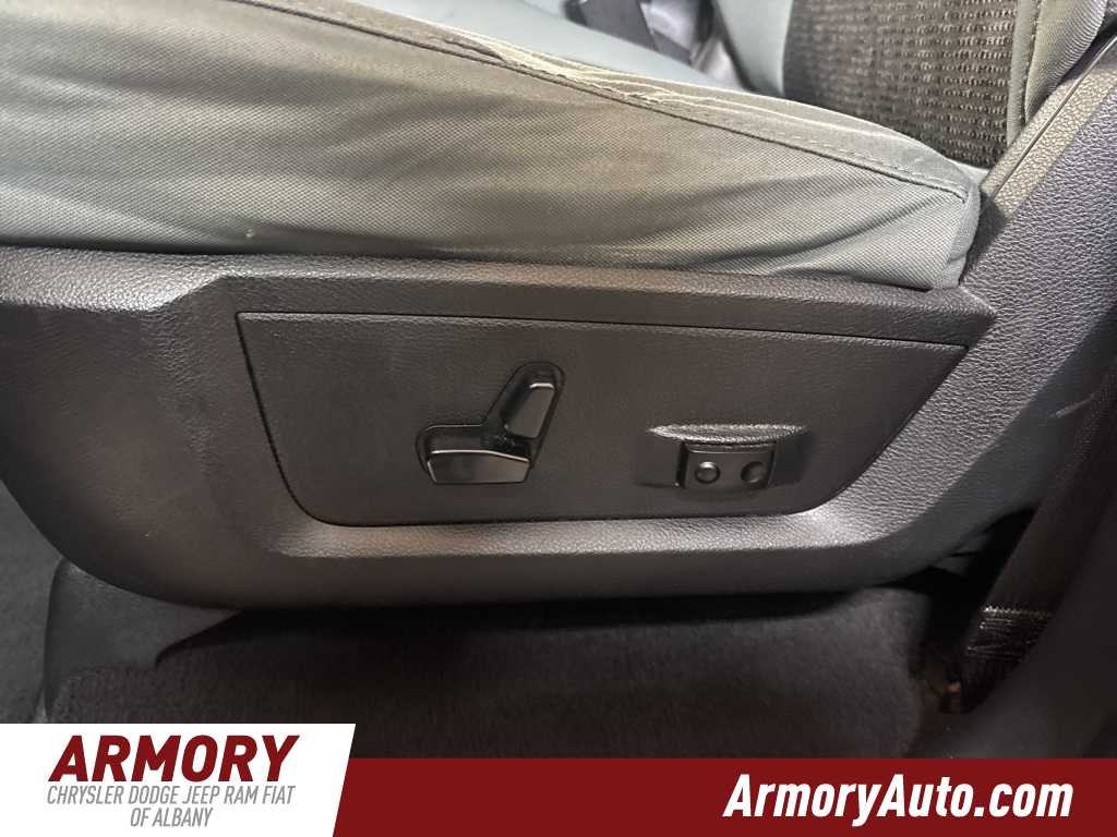 Thumbnail: 2014 RAM 1500 - 9