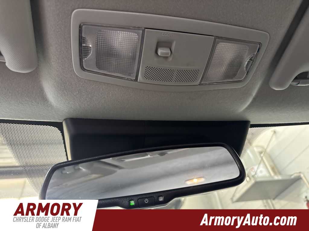 Thumbnail: 2024 Mitsubishi Outlander Sport - 22