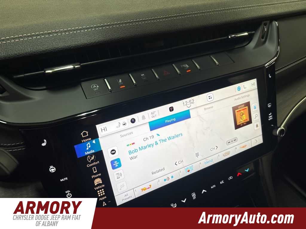 Thumbnail: 2026 Jeep Grand Cherokee - 19