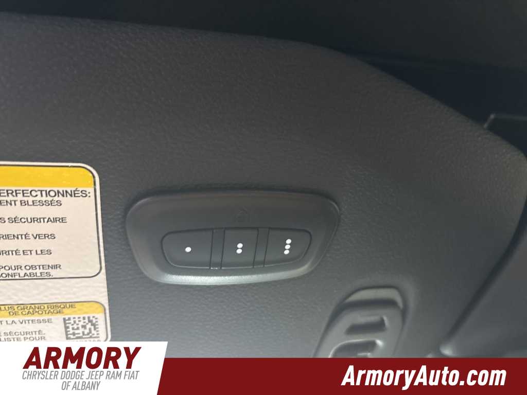 Thumbnail: 2024 Jeep Wrangler - 27