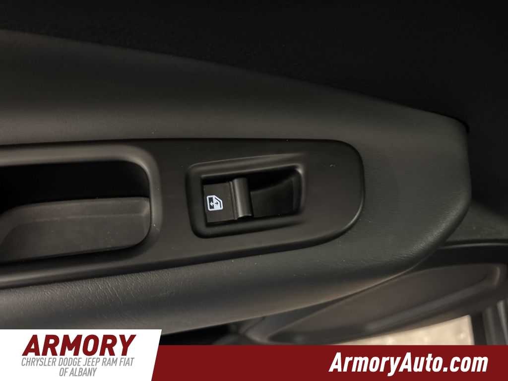 Thumbnail: 2023 Jeep Renegade - 24