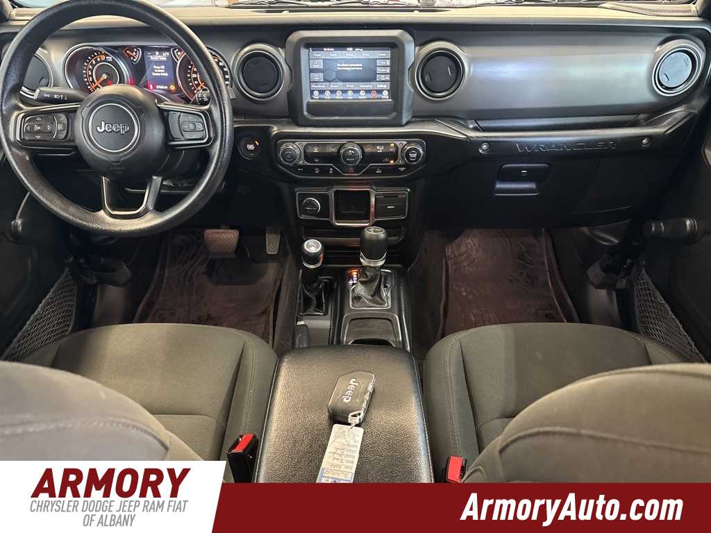 Thumbnail: 2022 Jeep Wrangler - 33