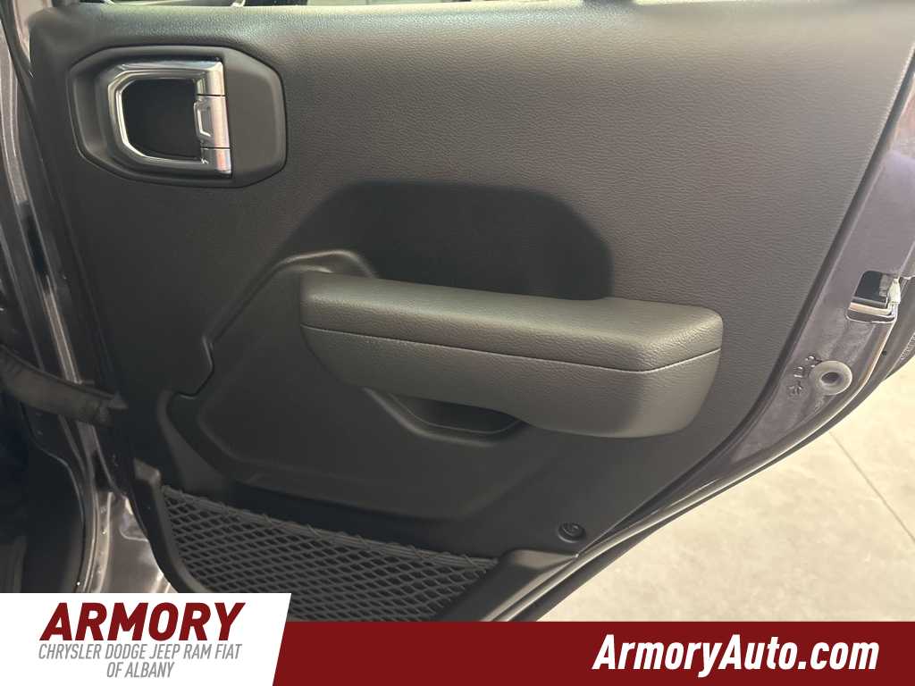 Thumbnail: 2025 Jeep Wrangler - 27