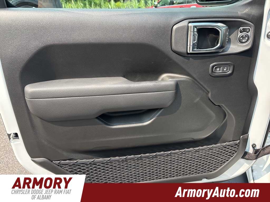 Thumbnail: 2025 Jeep Wrangler - 7