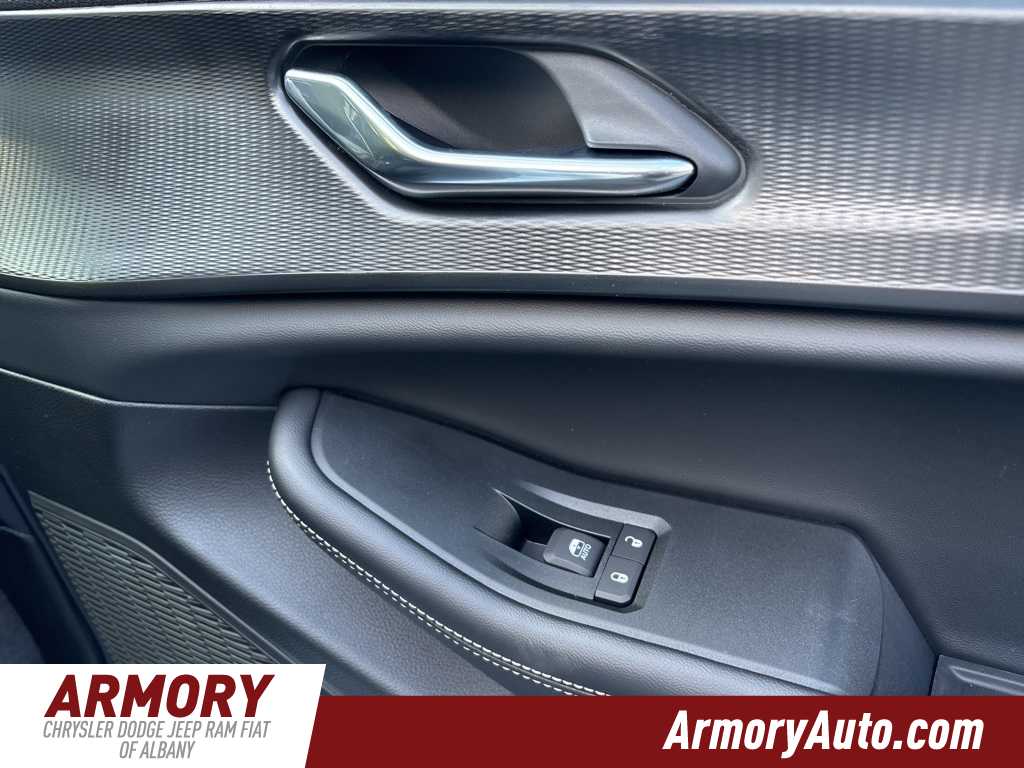 Thumbnail: 2025 Jeep Grand Cherokee L - 27