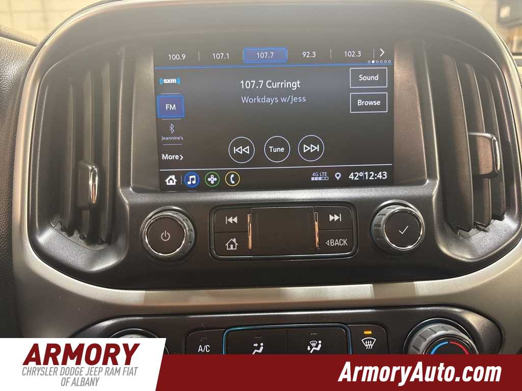 Thumbnail: 2022 Chevrolet Colorado - 17