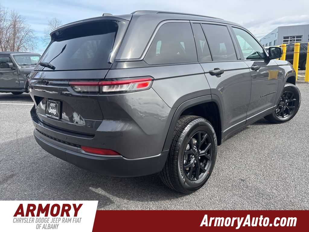Thumbnail: 2026 Jeep Grand Cherokee - 4