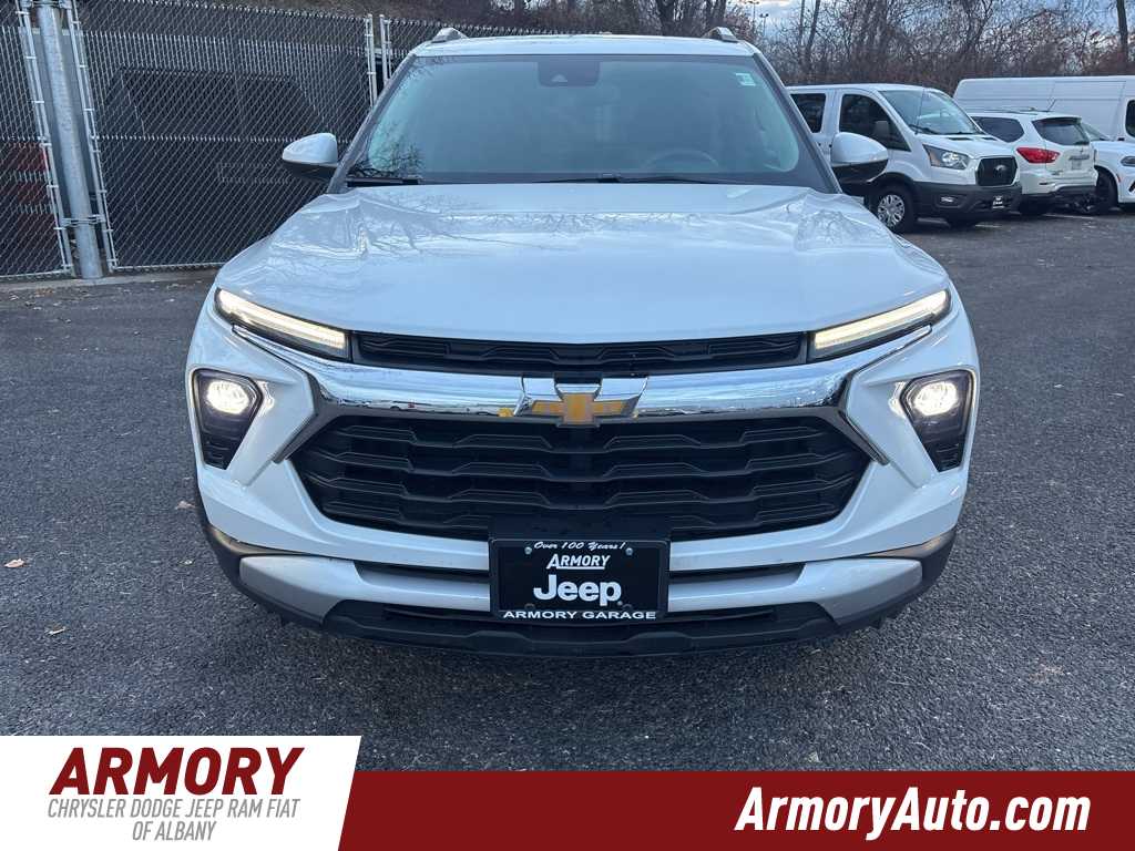 Thumbnail: 2024 Chevrolet TrailBlazer - 2