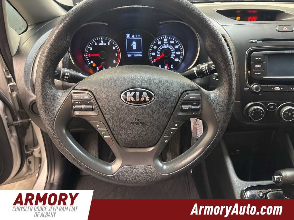 Thumbnail: 2018 Kia Forte - 12