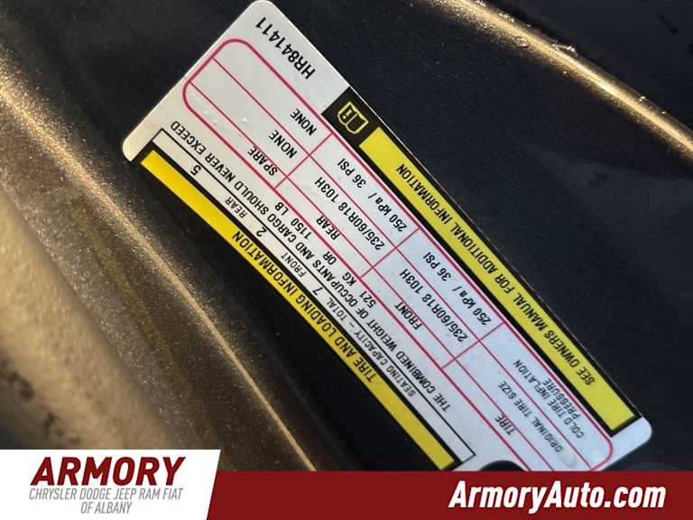 Thumbnail: 2017 Chrysler Pacifica - 43