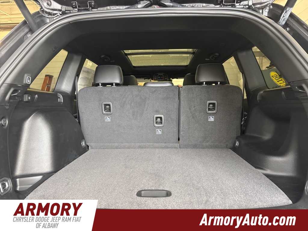 Thumbnail: 2025 Jeep Grand Cherokee - 28