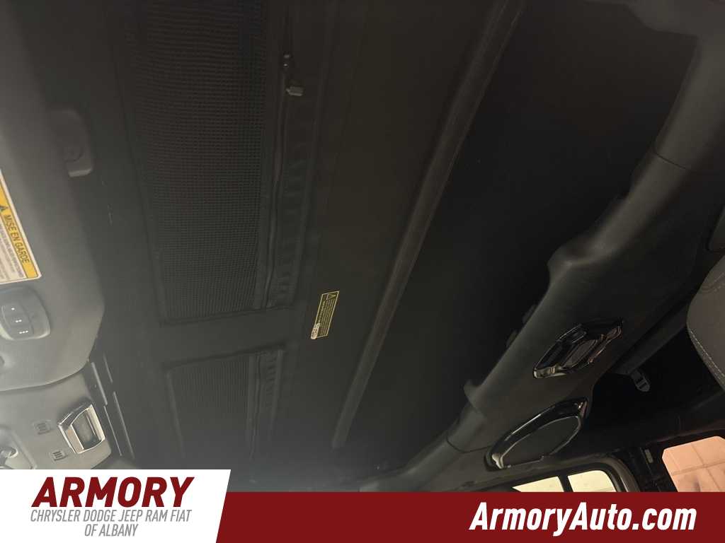 Thumbnail: 2022 Jeep Wrangler - 24