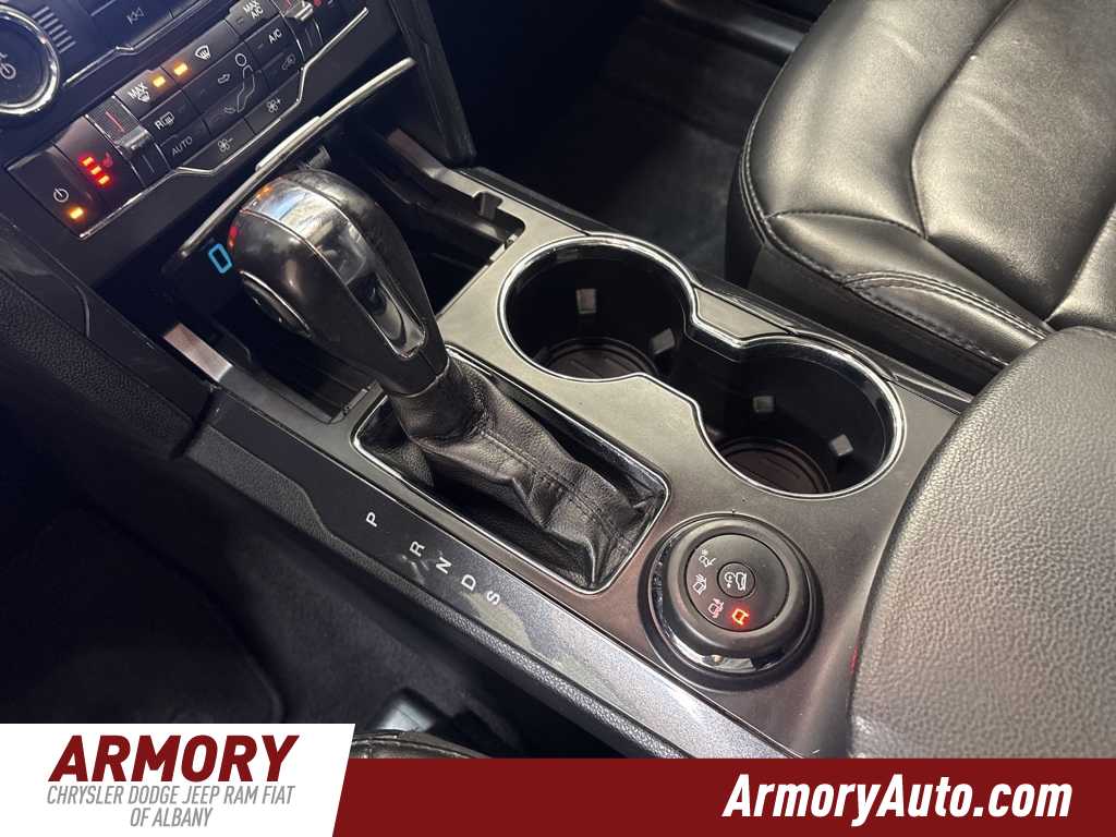 Thumbnail: 2019 Ford Explorer - 20